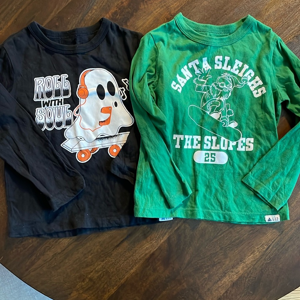 GAP toddler holiday shirt bundle